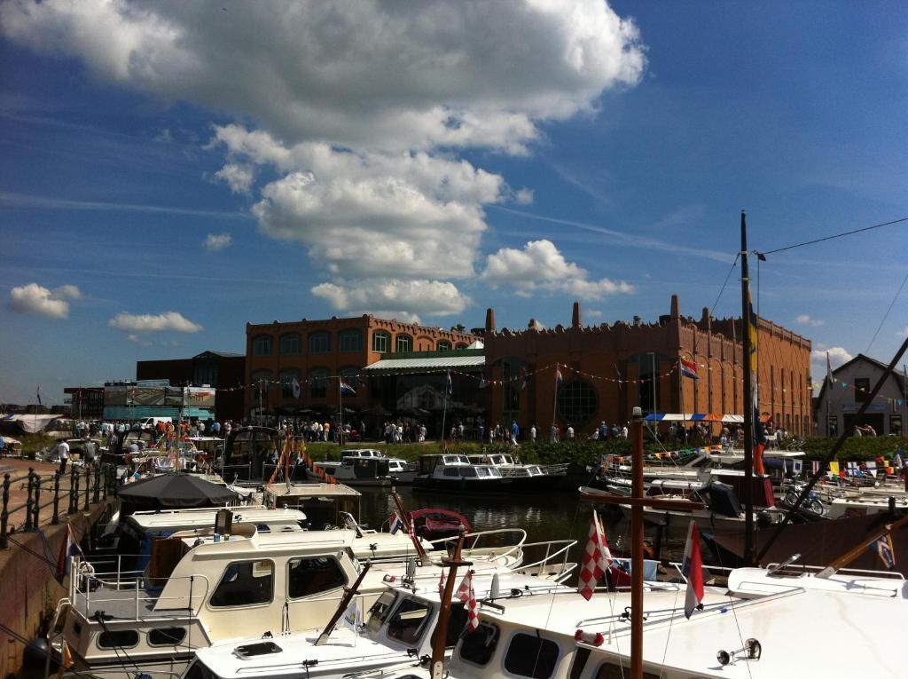 Het Turfschip Etten-Leur Hotell Exteriör bild